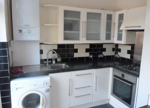 3 Bedroom House in Streatham Common